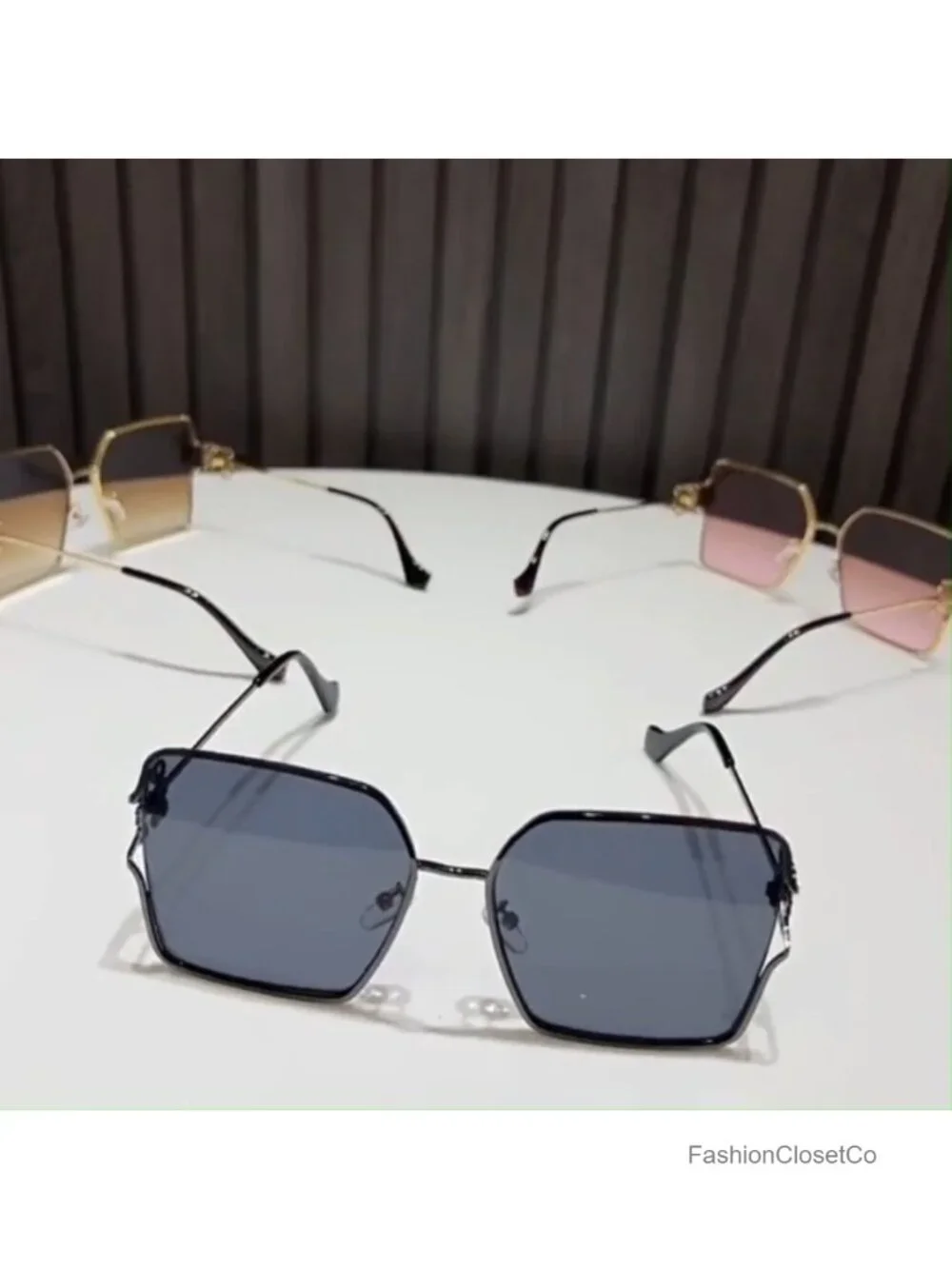 Metal Floral Frame Polarized UV400 Square Oval Sunglasses Women
